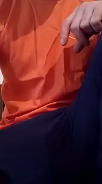 Snapshot of Rolandxxxr chatting on January 10, 2025, 9:55 am Rolandxxxr online show from January 10, 2025, 9:55 am