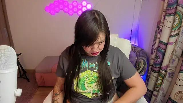 Snapshot of sophia_grants chatting on November 28, 2025, 5:32 am sophia grants online show from November 28, 2025, 5:32 am