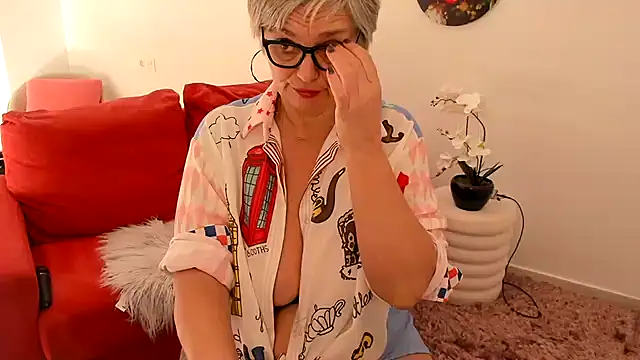 Milf-Ella online show from November 27, 2025, 10:28 am