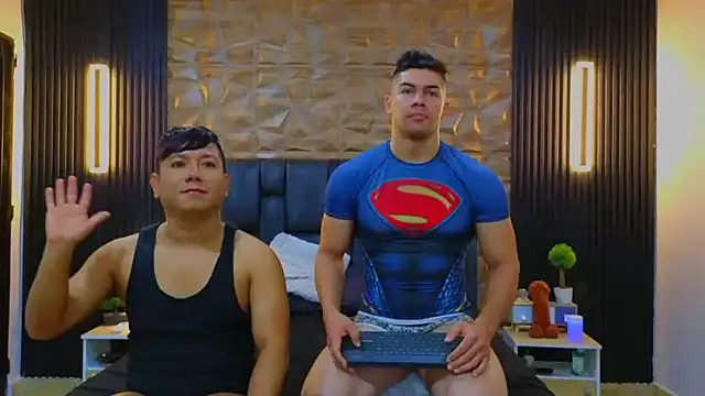 FelipeAndMarcello3 online show from February 17, 2025, 2:37 pm