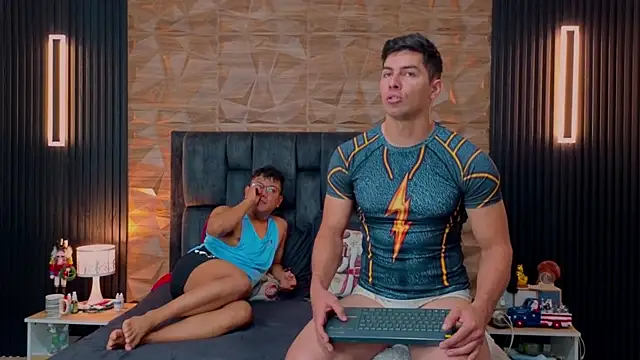 FelipeAndMarcello3 online show from November 19, 2025, 3:12 pm