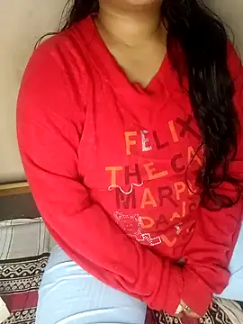 Sweet-Berry online show from January 9, 2025, 6:04 pm