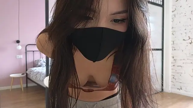 TammiLou online show from February 24, 2025, 4:27 am