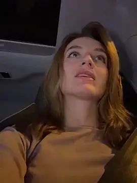 Snapshot of -AngelAri- chatting on January 12, 2025, 9:08 pm -AngelAri- online show from January 12, 2025, 9:08 pm