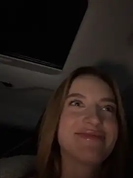 Snapshot of -AngelAri- chatting on February 7, 2025, 8:53 pm -AngelAri- online show from February 7, 2025, 8:53 pm