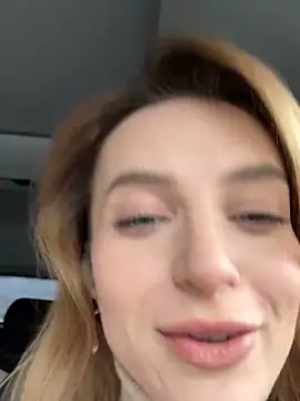 Snapshot of -AngelAri- chatting on February 9, 2025, 9:05 am -AngelAri- online show from February 9, 2025, 9:05 am