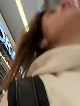 Snapshot of -AngelAri- chatting on February 16, 2025, 12:21 pm -AngelAri- online show from February 16, 2025, 12:21 pm