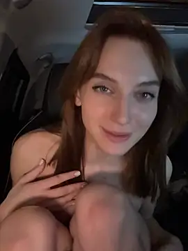 Snapshot of -AngelAri- chatting on February 16, 2025, 9:38 pm -AngelAri- online show from February 16, 2025, 9:38 pm