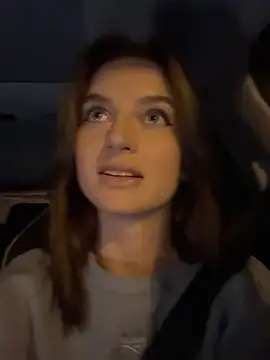 Snapshot of -AngelAri- chatting on February 18, 2025, 9:09 pm -AngelAri- online show from February 18, 2025, 9:09 pm