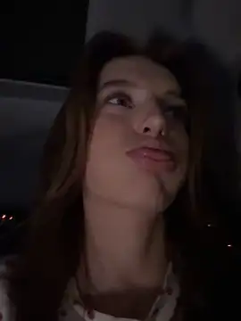 Snapshot of -AngelAri- chatting on March 1, 2025, 9:15 pm -AngelAri- online show from March 1, 2025, 9:15 pm