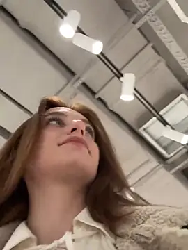 Snapshot of -AngelAri- chatting on March 9, 2025, 3:16 pm -AngelAri- online show from March 9, 2025, 3:16 pm