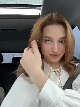 Snapshot of -AngelAri- chatting on March 13, 2025, 12:35 pm -AngelAri- online show from March 13, 2025, 12:35 pm