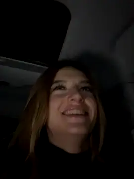 Snapshot of -AngelAri- chatting on September 22, 2025, 9:06 pm -AngelAri- online show from September 22, 2025, 9:06 pm