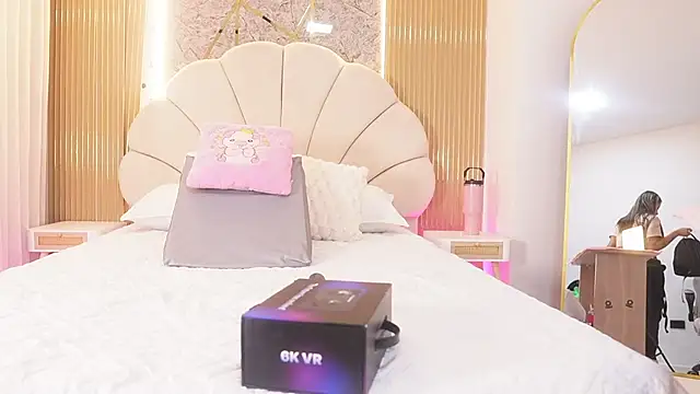 mssburbuja online show from November 12, 2025, 3:07 am