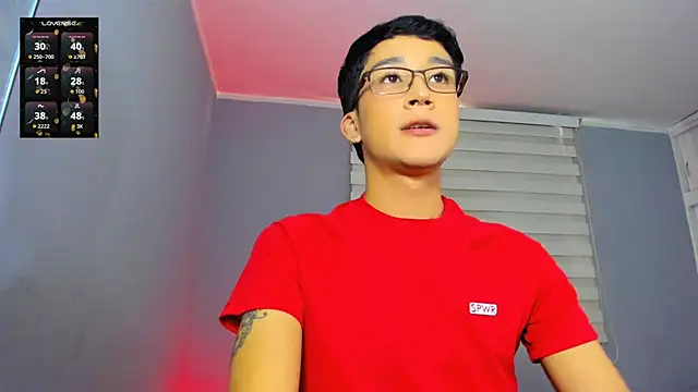 tom Howard online show from November 4, 2025, 6:51 pm