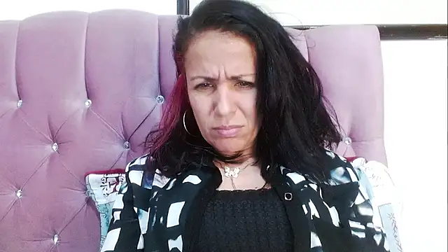 Snapshot of _karol__w chatting on October 23, 2025, 1:16 am karol w online show from October 23, 2025, 1:16 am