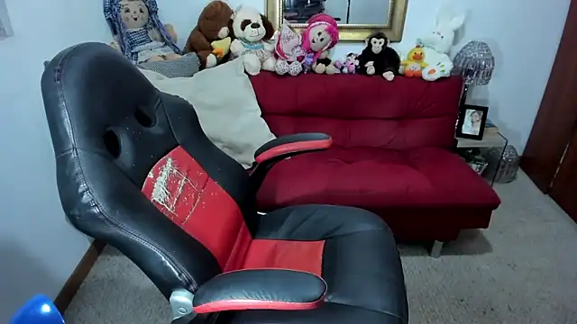 Snapshot of NicolettColin chatting on January 23, 2025, 12:46 am NicolettColin online show from January 23, 2025, 12:46 am