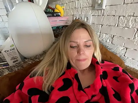 Angel girllovemy online show from March 5, 2025, 11:38 am