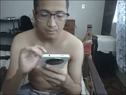 Snapshot of Mghty-cockl88 chatting on March 3, 2025, 2:48 pm Mghty-cockl88 online show from March 3, 2025, 2:48 pm