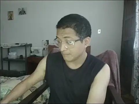 Snapshot of Mghty-cockl88 chatting on October 16, 2025, 1:01 pm Mghty-cockl88 online show from October 16, 2025, 1:01 pm