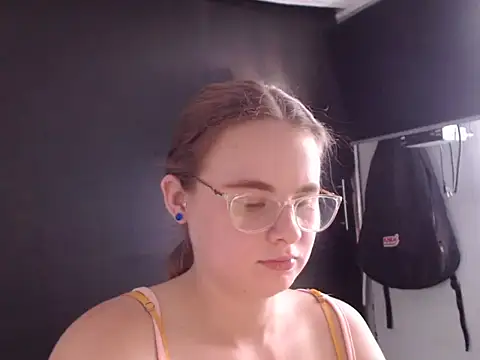 HellenMiyer1111 online show from February 7, 2025, 5:18 pm