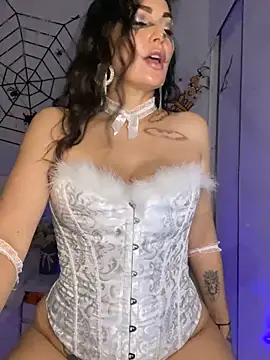 Snapshot of ImperialRice chatting on October 25, 2025, 10:04 pm ImperialRice online show from October 25, 2025, 10:04 pm