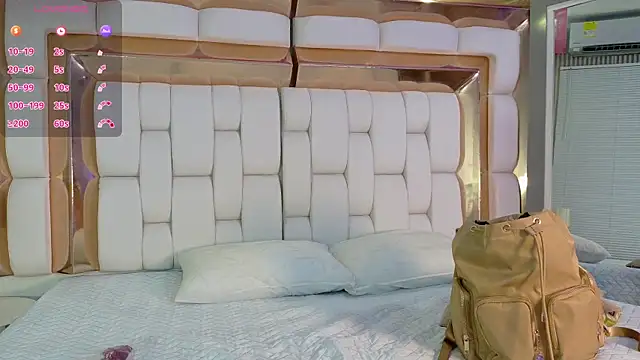 Snapshot of sexysistter chatting on September 17, 2025, 12:29 pm sexysistter online show from September 17, 2025, 12:29 pm