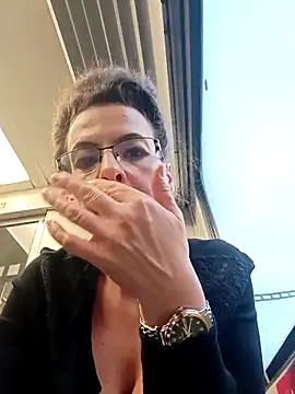 Snapshot of RebeccaNoble chatting on November 29, 2025, 12:19 pm RebeccaNoble online show from November 29, 2025, 12:19 pm