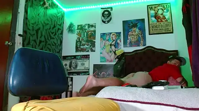 Snapshot of Danielsbigcum chatting on December 26, 2024, 5:04 am Danielsbigcum online show from December 26, 2024, 5:04 am