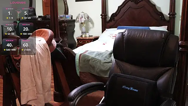 Snapshot of thornburyrose chatting on December 8, 2024, 1:56 am thornburyrose online show from December 8, 2024, 1:56 am