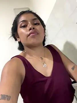 ChantalPetit online show from October 16, 2025, 4:24 am