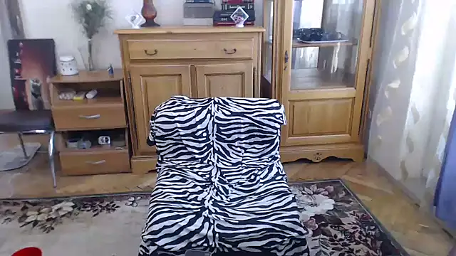 Snapshot of mariamiaxxx chatting on February 11, 2025, 1:30 pm mariamiaxxx online show from February 11, 2025, 1:30 pm