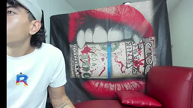 Snapshot of Strongernastyx chatting on March 2, 2025, 8:07 pm Strongernastyx online show from March 2, 2025, 8:07 pm