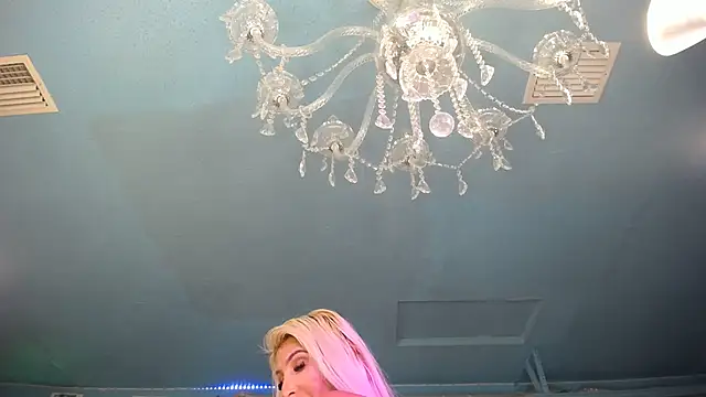 ADRIANNA FOX online show from March 18, 2025, 10:57 am