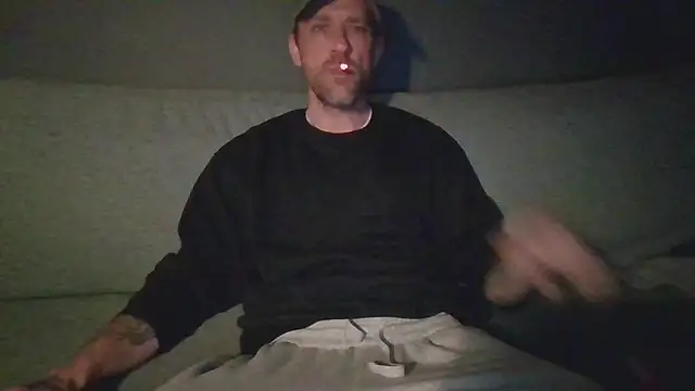 Snapshot of Stock-Holmes chatting on November 1, 2025, 3:08 am Stock-Holmes online show from November 1, 2025, 3:08 am