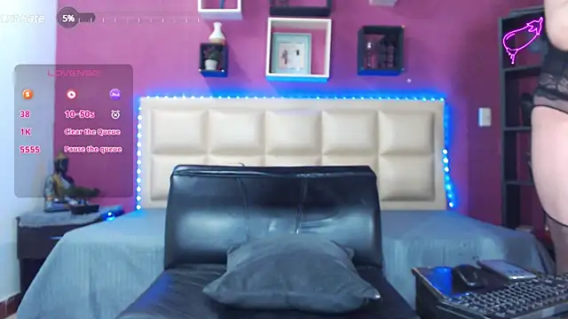 sharoll nasty online show from January 18, 2025, 7:37 pm