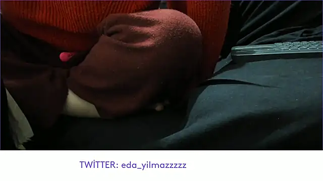Snapshot of sexy_modelll chatting on February 10, 2025, 3:32 pm sexy modelll online show from February 10, 2025, 3:32 pm