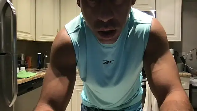 BigGuyMuscle online show from November 9, 2025, 9:24 pm