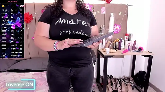 Snapshot of Zaly_mature chatting on September 18, 2025, 9:17 pm Zaly mature online show from September 18, 2025, 9:17 pm