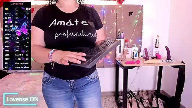 Snapshot of Zaly_mature chatting on October 25, 2025, 2:41 am Zaly mature online show from October 25, 2025, 2:41 am