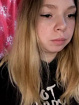 Zuli Kiska online show from December 1, 2025, 8:08 am