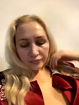 YourBlondee online show from November 6, 2025, 1:50 am