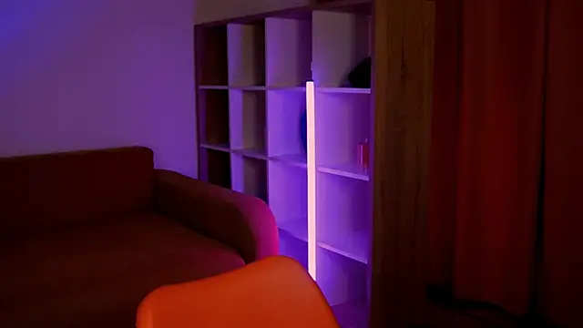 Snapshot of ItsAlisia chatting on October 15, 2025, 12:38 pm ItsAlisia online show from October 15, 2025, 12:38 pm