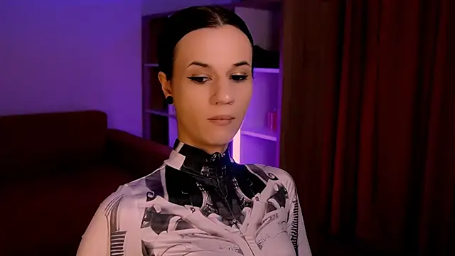 Snapshot of ItsAlisia chatting on November 5, 2025, 1:33 pm ItsAlisia online show from November 5, 2025, 1:33 pm