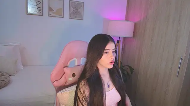 Snapshot of iriswest_ chatting on September 29, 2025, 12:38 am iriswest  online show from September 29, 2025, 12:38 am