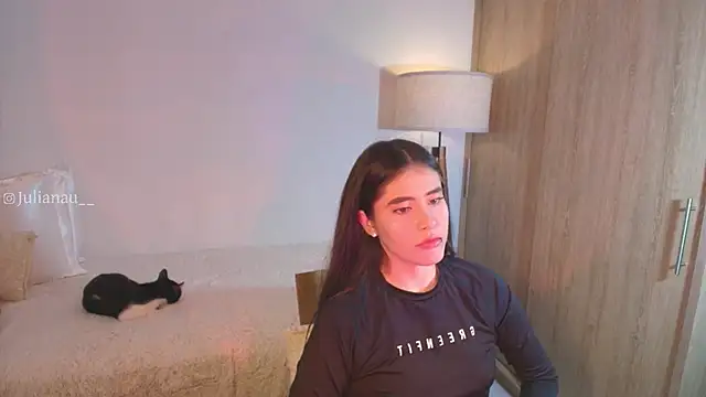 Snapshot of iriswest_ chatting on November 2, 2025, 12:24 am iriswest online show from November 2, 2025, 12:24 am