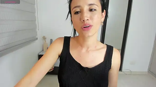 Snapshot of _arianna_hot22 chatting on October 9, 2025, 12:30 am arianna hot22 online show from October 9, 2025, 12:30 am