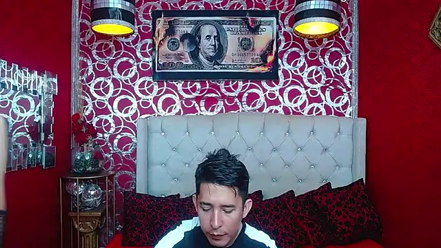 shannentrans online show from March 18, 2025, 6:59 pm