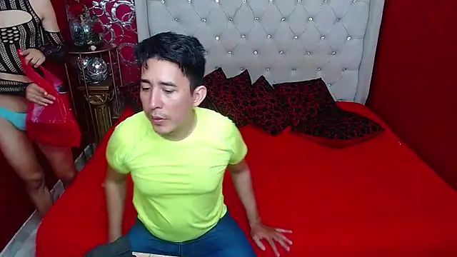 shannentrans online show from March 21, 2025, 7:02 pm