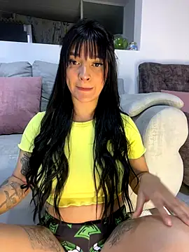 Snapshot of natalia-888 chatting on October 6, 2025, 12:30 am natalia-888 online show from October 6, 2025, 12:30 am